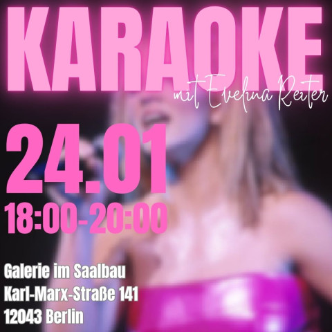 Mit pinker Schrift ist KARAOKE auf einem verschwommenem Hintergrund zu lesen.