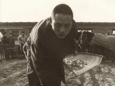 Cai Qing bei seiner Performance 